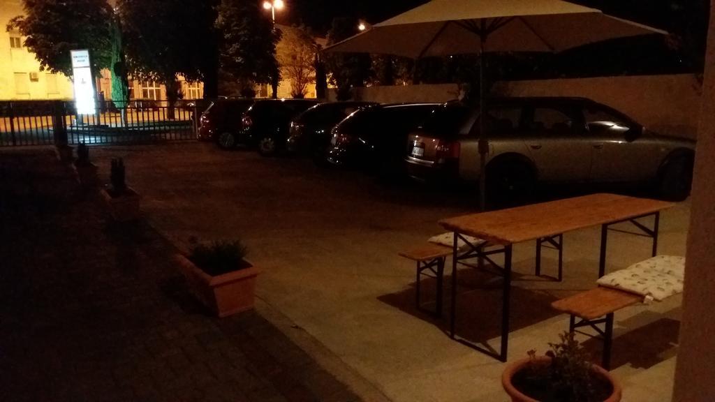 Guest House Vanja Mostar Exterior photo